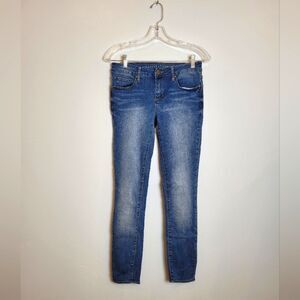 Articles of Society Jeans Tapered Leg Blue Jean Acid Wash Medium Low Rise Size 4